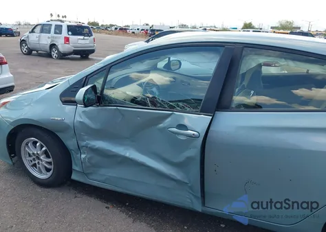 2016 Toyota Prius Four from USA, damaged, VIN JTDKARFU0G3027258